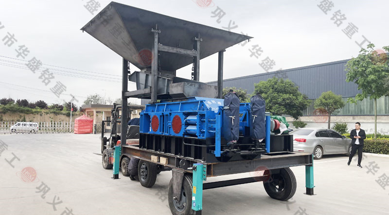 200x200_auto 對輥破碎機(jī)